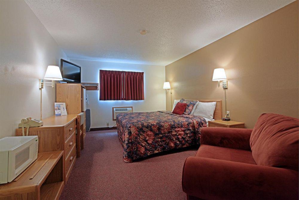 Americas Best Value Inn And Suites Sidney Camera foto